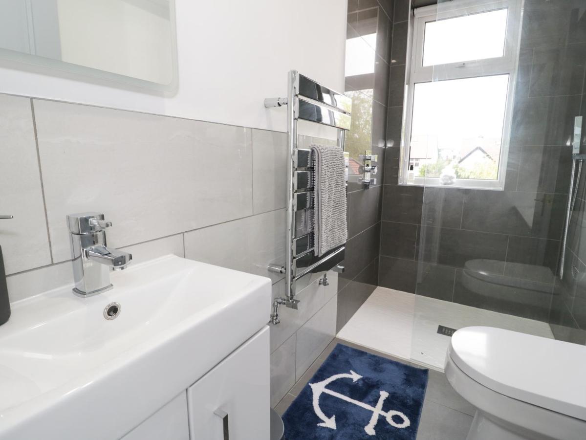 Villa The Anchorage Colwyn Bay Exterior foto